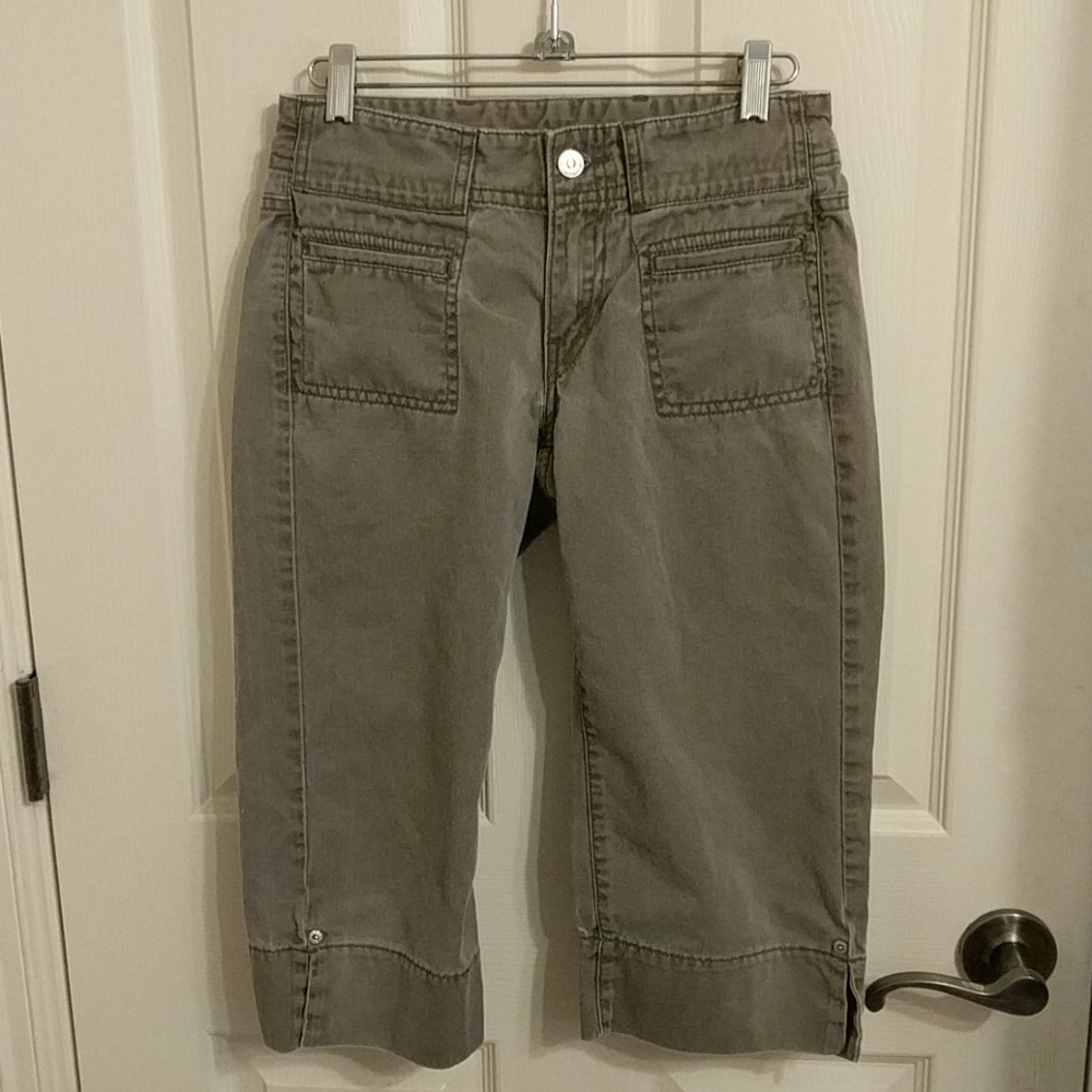 Levi's Women's Crop Jeans